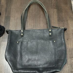 Portland Leather Goods Medium zipper tote, black pebbled leather